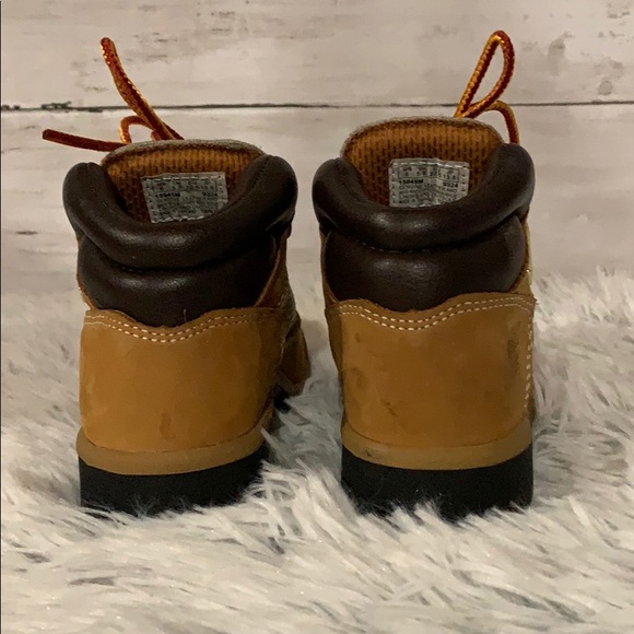 Timberland | Toddler Size 6 - Picture 3 of 7